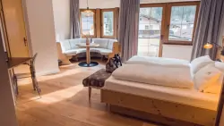 Pokoje, Alpine Hideaway ZILLERTALERHOF ****, Austria