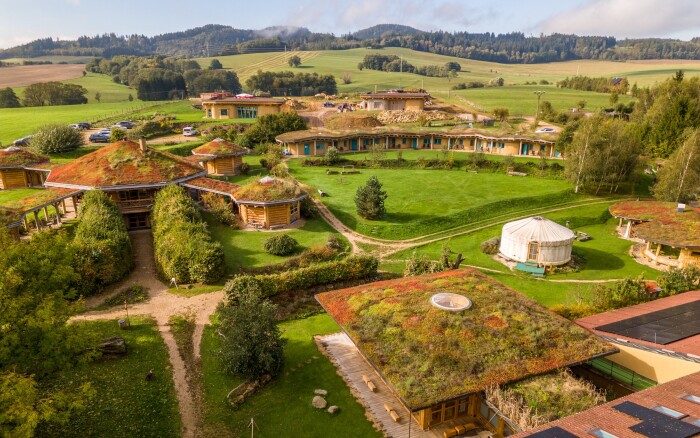 Relaks w naturze Gór Orlickich: Horní Libchavy w Apartamentach na vršku ze śniadaniem + kosz piknikowy