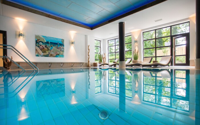 Klimatyczne łaźnie Prien tuż nad jeziorem: Yachthotel Chiemsee **** ze śniadaniem i wellness z sauną parową