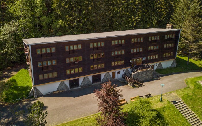 Jesionik: Karlov pod Pradědem w Pensjonacie Eden z obiadokolacją, wellness i fitness + zajęcia sportowe