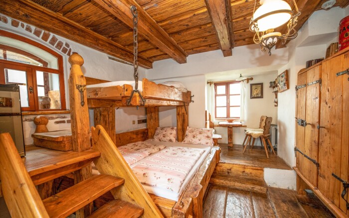 Czeski Krumlov w stylowym Domku kata Matěje z domowym chlebem i piwem + voucher i pamiątkowy certyfikat