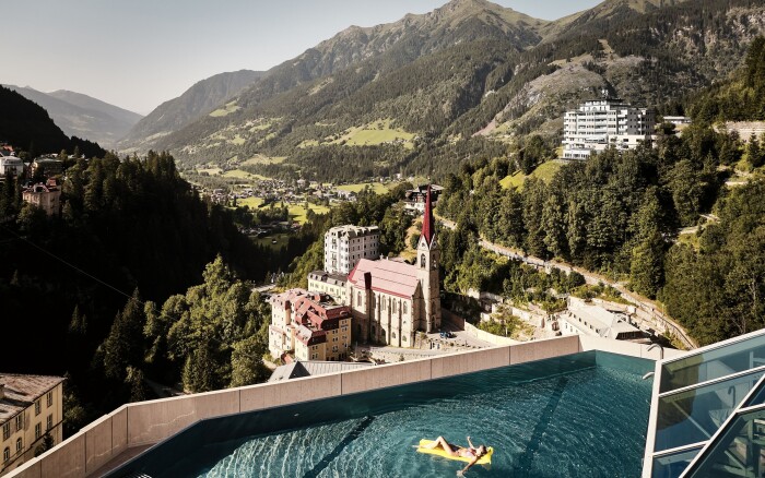 Relaks w Tatrach Wysokich: Hotel Urban Nature Bad Gastein ****+ z niepełnym wyżywieniem, trzypiętrowym wellness i zniżkami
