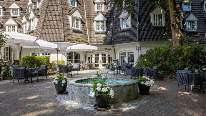 Wakacje wellness w pobliżu Hamburga: 5* Hotel Waldhaus Reinbek ze śniadaniem + jacuzzi, 3 sauny, łaźnia parowa