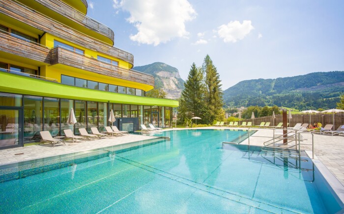 Relaks w Tyrolu z widokiem na góry: Hotel Das Sieben ****+ ze śniadaniem, wellness (6 saun) i program