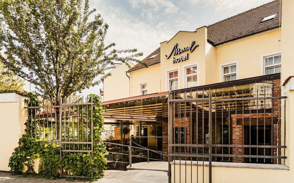 Hotel Mariel ***, Znojmo, Morawy Południowe
