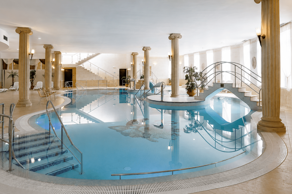 Basen kryty, kompleks Spa Resort Bristol Royal ****, Karlowe Wary, Czechy