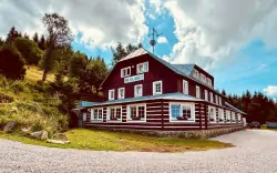 Górski domek i hotel Bílá swan ***, Pec pod Śnieżką