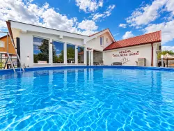 Basen zewnętrzny, Heléna Hotel & Spa ***, Levél, Mosonmagyaróvár, Węgry