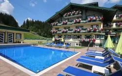 Hotel Unterberghof **** znajduje się w austriackich Alpach