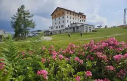 Budynek hotelowy, Hotel Tauplitzalm ***, Tauplitzalm, Alpy, Austria