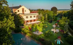 Zewnętrze, April Hotel Panorama ****, Rychnov nad Kněžnou