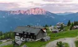 Sattleggers Alpenhof & Feriensternwarte ***, Karyntia