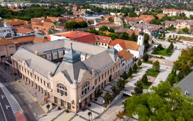 Węgry: w Gödöllő w pobliżu zamku i OChK w Hotelu Queen Elizabeth *** ze śniadaniem i wellnes