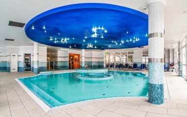 Łaźnie Hajdúszoboszló w Hotelu Silver **** z obiadokolacją, 2 aquaparki z basenami klasycznymi i termalnymi