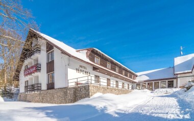 Wakacje w Karkonoskim Parku Narodowym w Pensjonacie Vápenka *** z obiadokolacją, sauną i jacuzzi + pokój zabaw