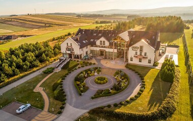 OChK Orlich Gniazd w Hotelu Fajkier Wellness & SPA *** ze śniadaniem lub obiadokolacje i wellness + rekreacja