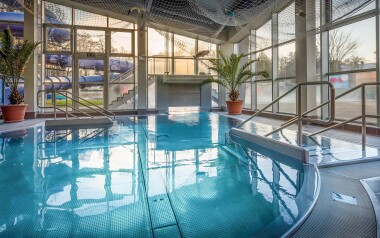 Turčianskie Teplice, zaledwie 50 m od Spa & Aquaparku, w Pensjonacie Panda z obiadokolacją i baseny