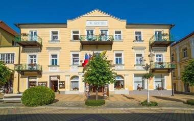 Františkovy Lázně: Pobyt w hotelu uzdrowiskowym Goethe *** z obiadokolacją, dostępem do sauny na podczerwień  