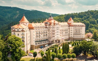 Karlowe Wary: Hotel Imperial ***** z obiadokolacjami i wellness (basen, sauna i jacuzzi) + 3 zabiegi