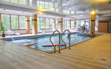 Relaksujący pobyt w Hotelu Mir-Jan SPA *** z nielimitowanym wellness, masażem i obiadokolacją w pokoju Premium