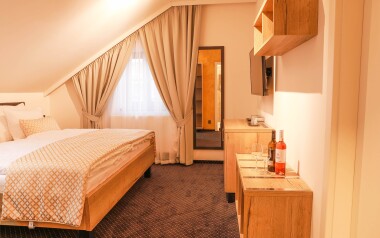 Cesky Krumlov blisko centrum i pięknego Zamku w Pensjonacie Golden Crown *** ze śniadaniem w formie bufetu