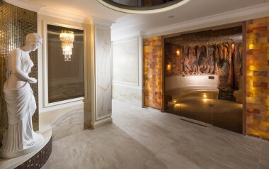 Luksusowy pobyt w Mariańskich Łaźniach w Hotelu Excelsior **** aż z 14 zabiegami, wellness + obiadokolacje