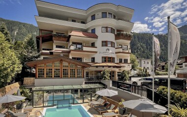 Pobyt wellness w Tyrolu: Mayrhofen w hotelu Alpine Hideaway ZILLERTALERHOF **** z obiadokolacją + basen, sauny