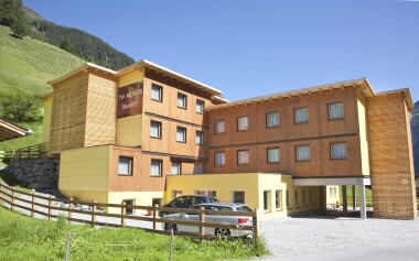 Alpy w pobliżu Parku Narodowego i 20 km od lodowca Kaunertal: Hotel Tia Smart Natur *** z all inclusive