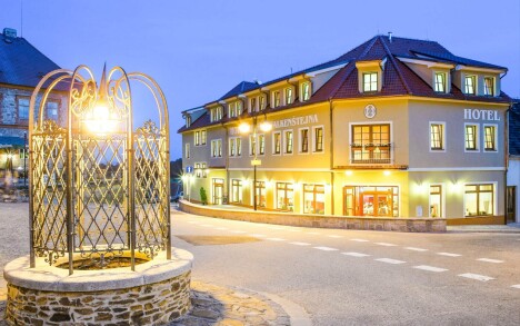 Hotel Záviš z Falkenštejn ****, Hluboká nad Vltavou