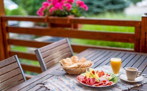 Śniadanie na tarasie, Penzion Adak, Mała Fatra, Słowacja