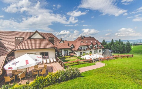 Budynek, Hotel Kompleks Beskid ***, Spytkowice