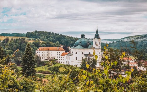 Zamek Křtiny w pobliżu Morawskiego Krasu