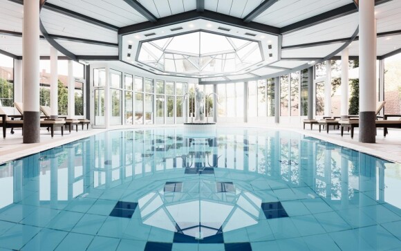 Basen kryty, Burghotel, Neukirchen beim Heiligen Blut, Niemcy