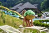 Dziecko na drabince, NaturHotel Snovik ****, Laze v Tuhinju, Alpy Sawińskie, Słowenia