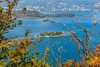 Wyspa na jeziorze, Onda Blu Resort ****, Manerba del Garda, Włochy