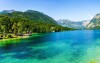 Wybierz się nad oddalone o 6 km Jezioro Bohinjskie