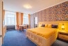 Kolorowy pokój hotelowy, Hotel Orličan ***, Rokytnice w Górach Orlickich, Czechy