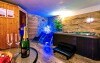 Podaruj sobie relaks w prywatnym wellness, jacuzzi