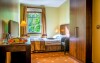 Przestronne pokoje Standard, Hotel Spa Medical Dwór Elizy