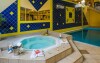 Basen i jacuzzi, centrum odnowy biologicznej, Top Hotel Praga
