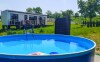 Do dyspozycji Gości jest także odkryty basen TINY HOUSE Black Swallow