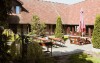 Na zewnątrz, Hotel Ring ***, Svinčice,