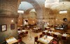 Restauracja Prímás Pince, w której można zjeść kolację 
