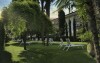 Ogród z leżakami, Villa Nicolli Romantic Resort ****, Riva del Garda (TN), Włochy
