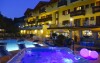 Nocny basen i jacuzzi, Alle Dolomiti Boutique Lake Hotel ****, Molveno