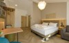 Nowoczesny pokój hotelowy, BERGlässig Hotel Bodenmais ****, Bodenmais, Niemcy