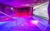 Oświetlony basen, RupertusTherme, Bad Reichenhall, Niemcy