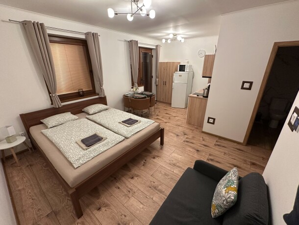 Pokoje, apartamenty Losonci, Nesvady, Słowacja
