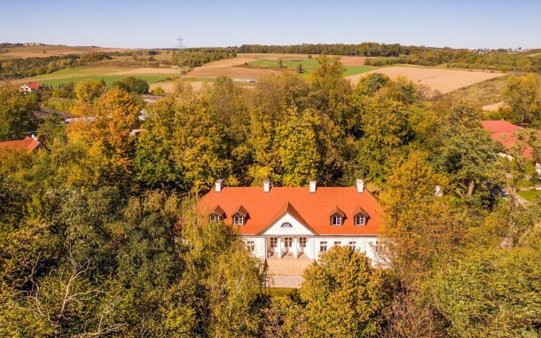 Dworek w Tomaszowicach pod Krakowem