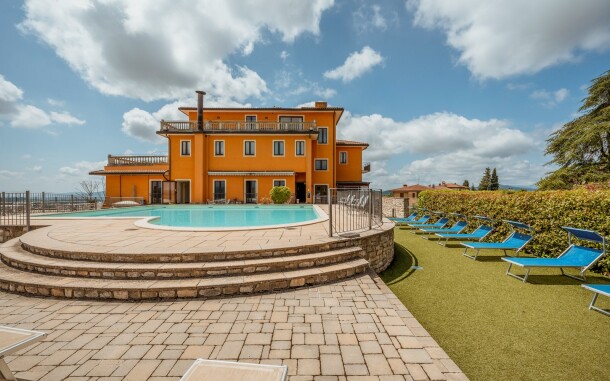 Hotel Fortebraccio, Montone, Włochy